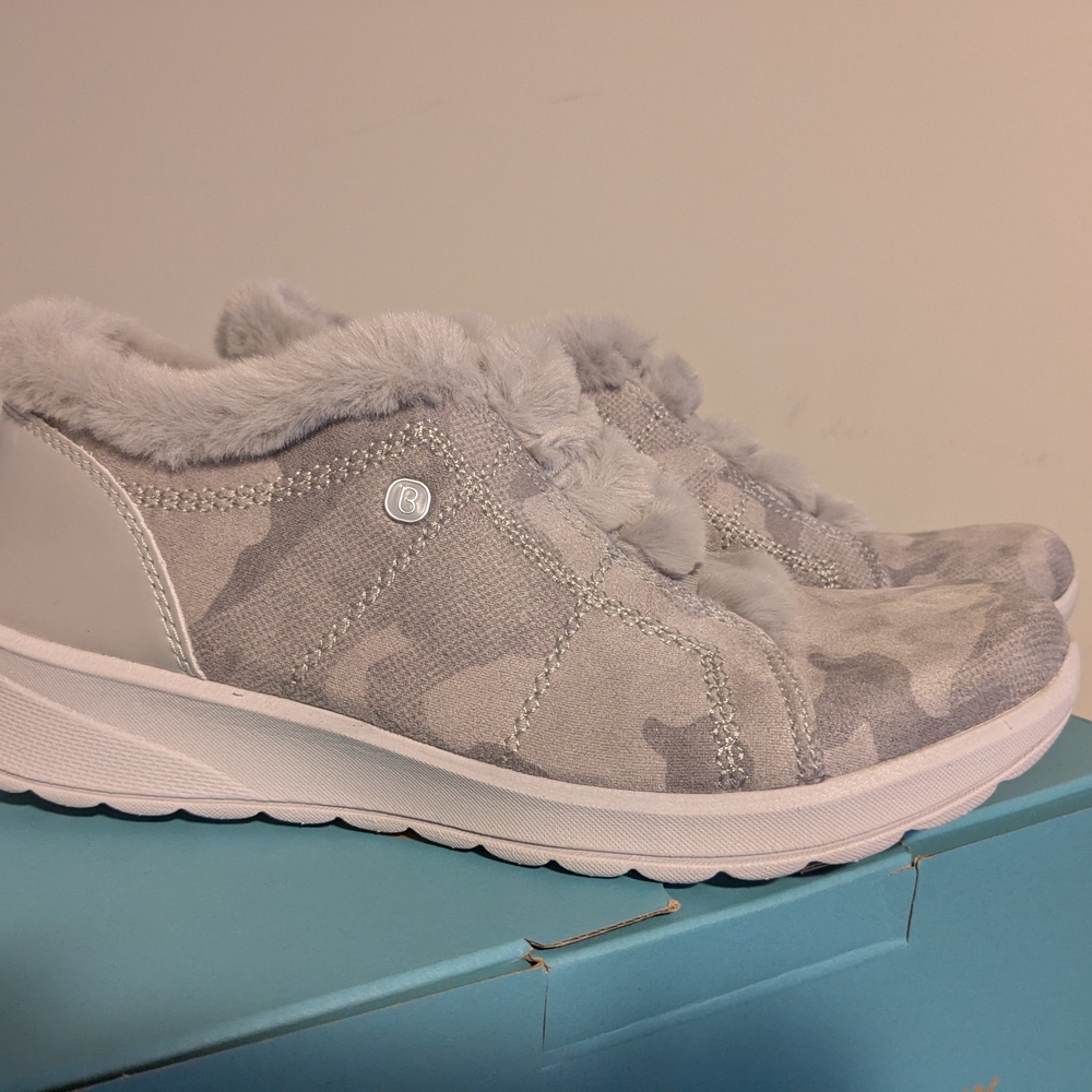 Gray Camouflage Fur-Lined Sneakers